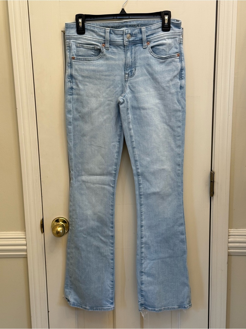 American Eagle Next Level Stretch Light Wash Flare Jeans Size 2 Regular